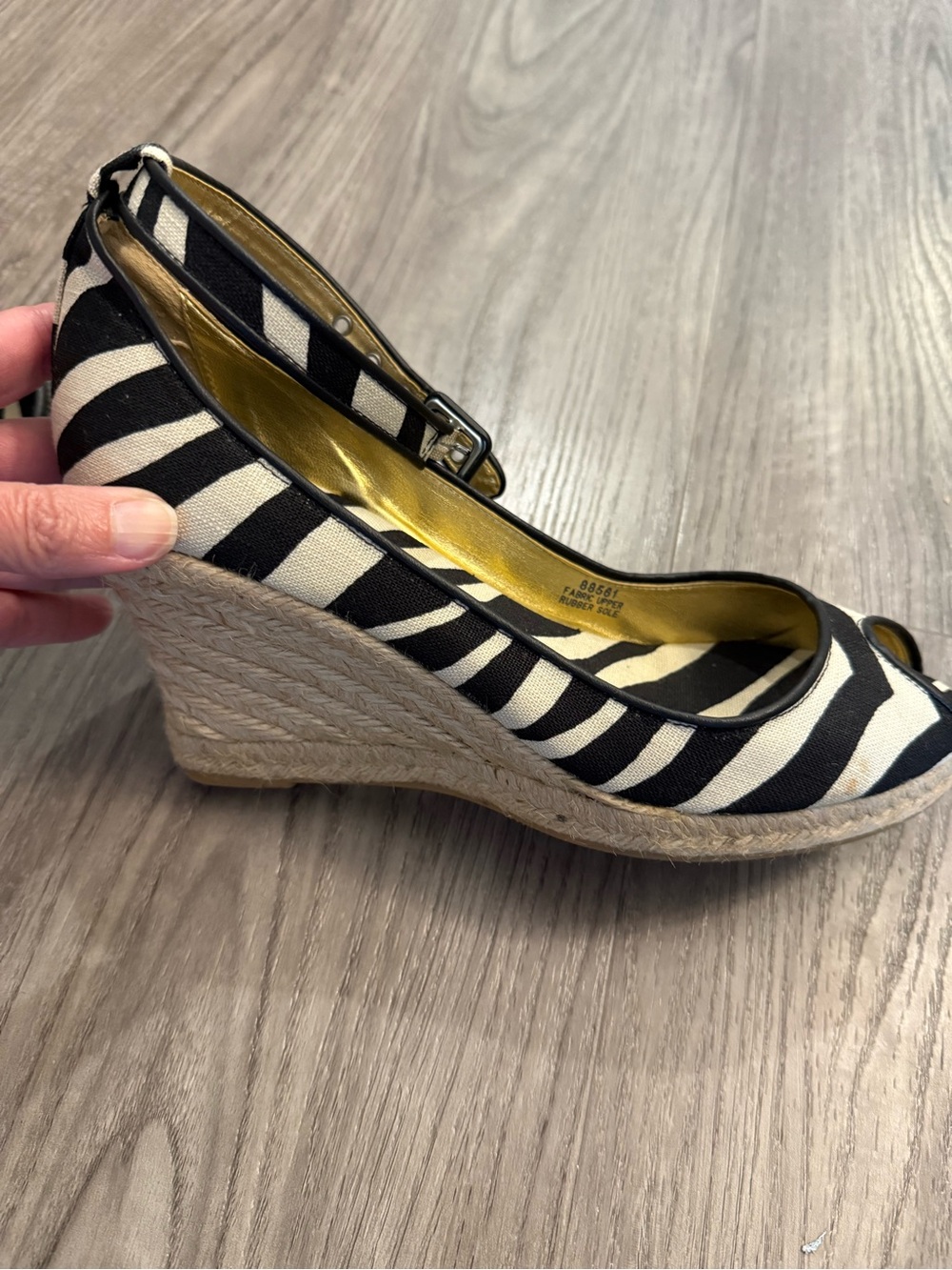 J.Crew Vintage Y2K Zebra Striped Espadrille Wedge with Gold Interior! Like New!